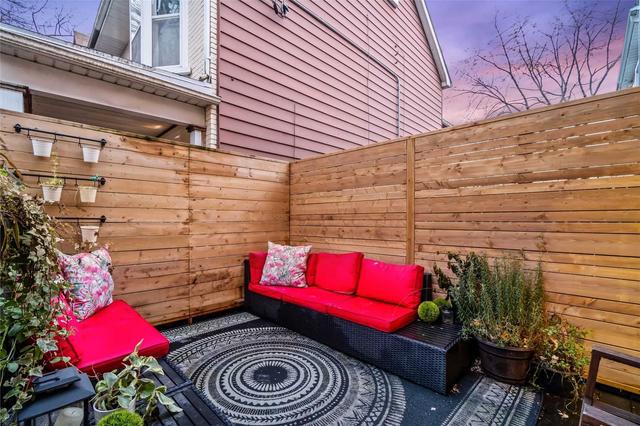 278 Logan Ave, House semidetached with 3 bedrooms, 3 bathrooms and 0 parking in Toronto ON | Image 28