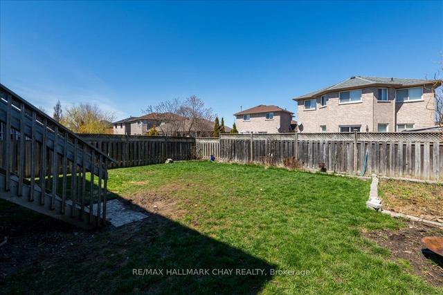 214 Country Lane, House detached with 3 bedrooms, 3 bathrooms and 5 parking in Barrie ON | Image 4