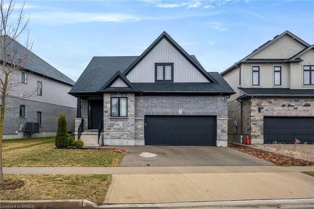 35 River Ridge Street, House detached with 6 bedrooms, 2 bathrooms and 5 parking in Kitchener ON | Image 12