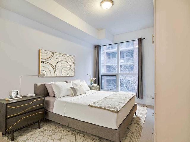 501 - 1 Scott St, Condo with 1 bedrooms, 1 bathrooms and 0 parking in Toronto ON | Image 5
