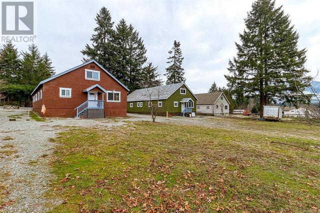 220 Macdonald Rd, Home with 12 bedrooms, 6 bathrooms and 4 parking in Lake Cowichan BC | Image 20