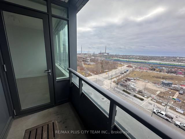 s705 - 120 Bayview Ave, Condo with 1 bedrooms, 2 bathrooms and 0 parking in Toronto ON | Image 5