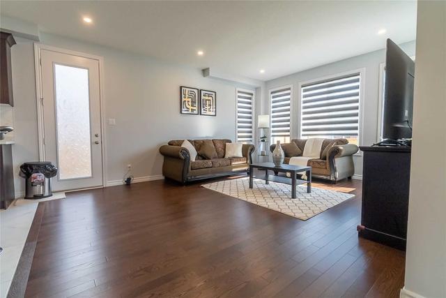 1724 Aukett Dr E, House detached with 4 bedrooms, 3 bathrooms and 6 parking in London ON | Image 3