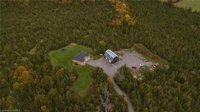 135 Salmon River Road, House detached with 4 bedrooms, 2 bathrooms and 6 parking in Greater Napanee ON | Image 41