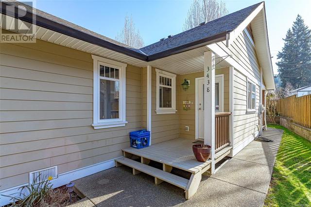 3438 Happy Valley Rd, House detached with 3 bedrooms, 2 bathrooms and 2 parking in Langford BC | Image 20