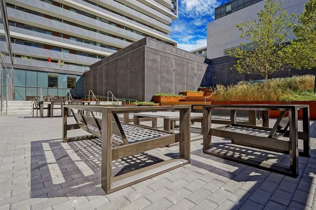 1001 - 120 Varna Dr, Condo with 2 bedrooms, 1 bathrooms and 1 parking in Toronto ON | Image 31