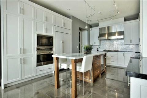 4404 - 183 Wellington St W, Condo with 3 bedrooms, 3 bathrooms and 1 parking in Toronto ON | Image 5