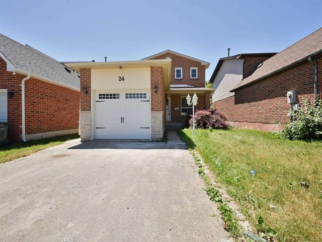 24 Rawling Cres, House detached with 3 bedrooms, 2 bathrooms and 3 parking in Brampton ON | Card Image