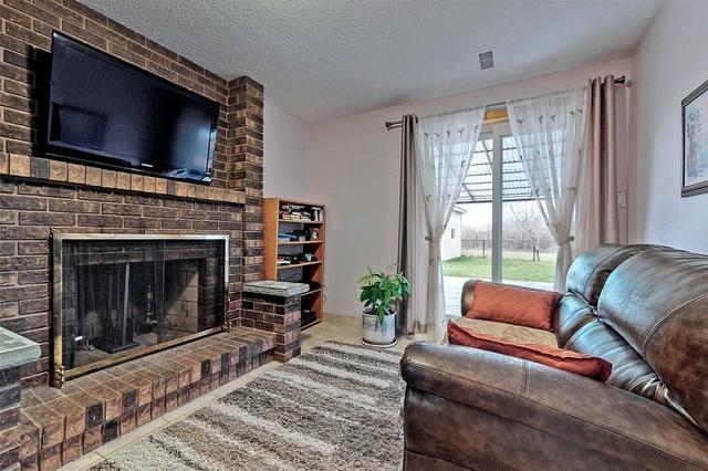 149 Albany Dr, House semidetached with 3 bedrooms, 2 bathrooms and 5 parking in Vaughan ON | Image 22