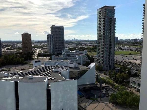 2009 - 60 Town Centre Crt, Condo with 2 bedrooms, 1 bathrooms and 1 parking in Toronto ON | Image 10