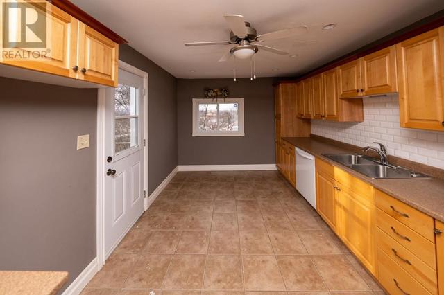 18 Rosedale Pl, House detached with 3 bedrooms, 1 bathrooms and null parking in Sault Ste. Marie ON | Image 8