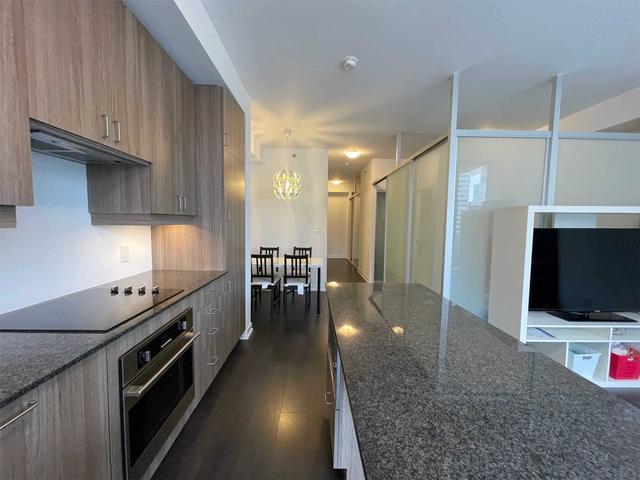 1710 - 426 University Ave, Condo with 1 bedrooms, 1 bathrooms and 0 parking in Toronto ON | Image 13