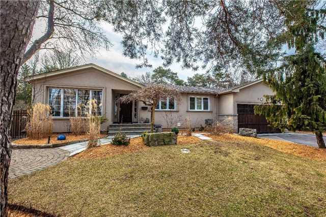 1204 Cynthia Lane, House detached with 3 bedrooms, 3 bathrooms and 5 parking in Oakville ON | Image 1
