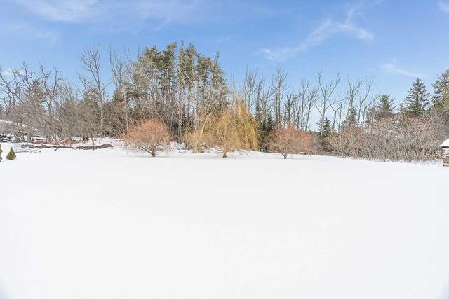 2174 Killarney Beach Rd, House detached with 4 bedrooms, 2 bathrooms and 8 parking in Innisfil ON | Image 18