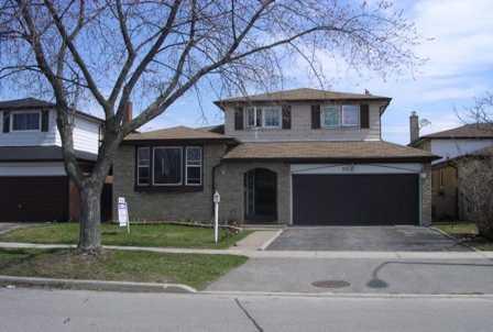 83 Clappison Blvd, House detached with 3 bedrooms, 3 bathrooms and 2 parking in Toronto ON | Image 1