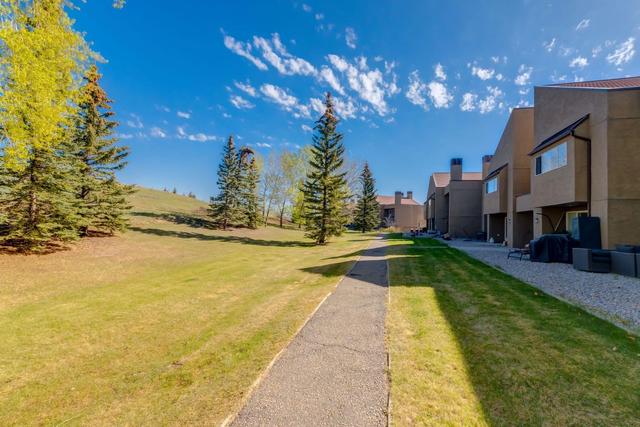 3 - 118 Village Heights Sw, Condo with 2 bedrooms, 2 bathrooms and 1 parking in Calgary AB | Image 27