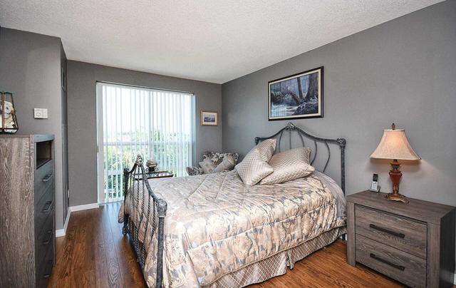 526 - 3 Ellesmere St, Condo with 2 bedrooms, 2 bathrooms and 2 parking in Richmond Hill ON | Image 11