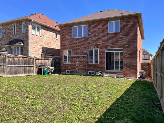 16 Fred Mclaren Blvd, House detached with 3 bedrooms, 3 bathrooms and 2 parking in Markham ON | Image 18