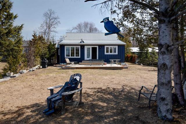 17 Elder St, House detached with 2 bedrooms, 1 bathrooms and 3 parking in Kawartha Lakes ON | Image 32