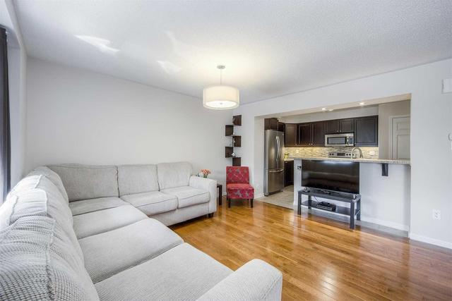 1061 Haxton Hts, House attached with 2 bedrooms, 2 bathrooms and 1 parking in Milton ON | Image 13