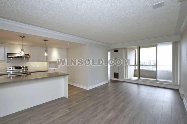 1422 - 32 Clarissa Dr, Condo with 2 bedrooms, 2 bathrooms and 1 parking in Richmond Hill ON | Image 14