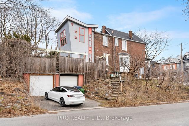84 Boultbee Ave, House detached with 4 bedrooms, 3 bathrooms and 4 parking in Toronto ON | Image 32