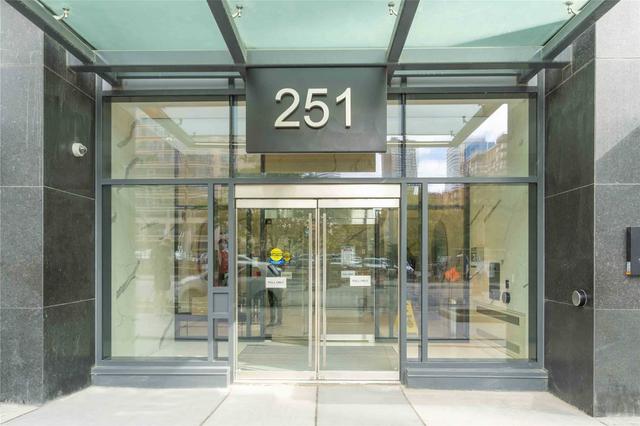 2908 - 251 Jarvis St, Condo with 2 bedrooms, 1 bathrooms and 1 parking in Toronto ON | Image 15