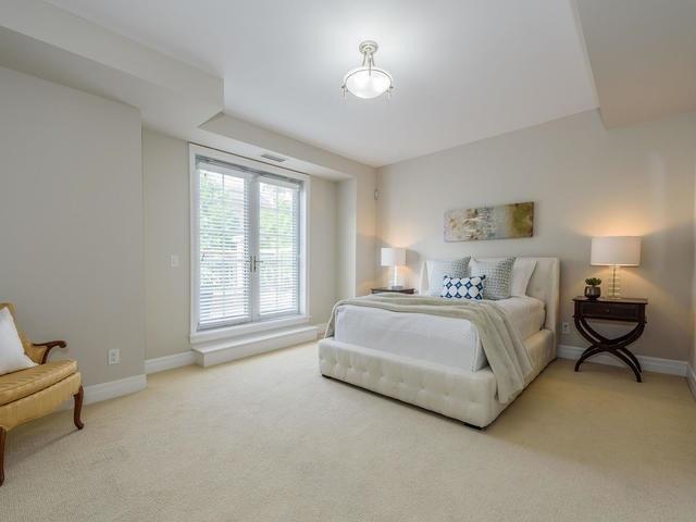 Th22 - 21 Burkebrook Pl, Townhouse with 3 bedrooms, 3 bathrooms and 2 parking in Toronto ON | Image 12