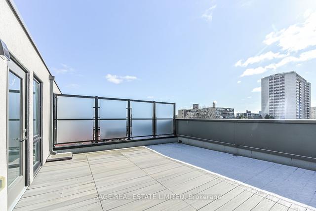 7 - 12 Marquette Ave, Townhouse with 2 bedrooms, 2 bathrooms and 2 parking in Toronto ON | Image 9