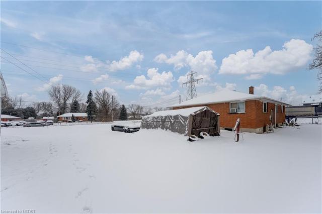 1780 Gore Road, House detached with 4 bedrooms, 1 bathrooms and 5 parking in London ON | Image 27