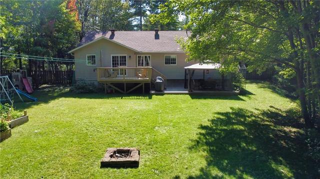 6 Steffen Street, House detached with 5 bedrooms, 3 bathrooms and 8 parking in Petawawa ON | Image 2