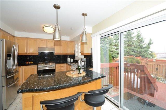 68 Trojan Cres, House detached with 3 bedrooms, 4 bathrooms and 3 parking in Markham ON | Image 8