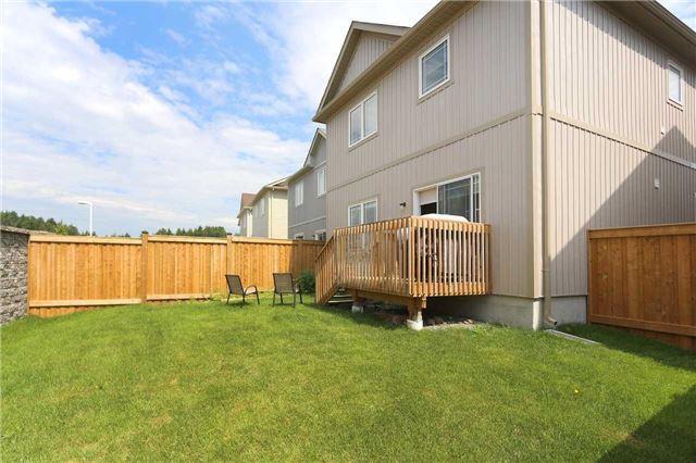 77 Mantz Cres, House detached with 3 bedrooms, 3 bathrooms and 2 parking in Whitby ON | Image 17