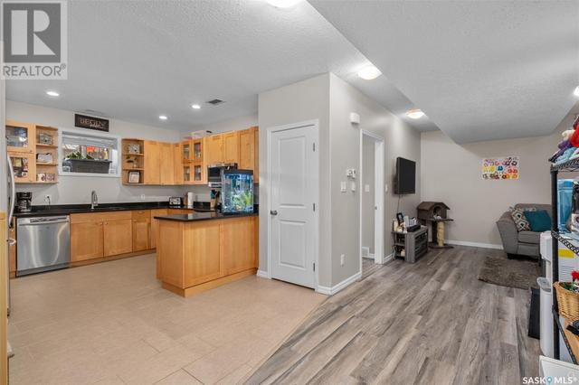 6 - 211 20th Street W, House attached with 2 bedrooms, 1 bathrooms and null parking in Prince Albert SK | Card Image