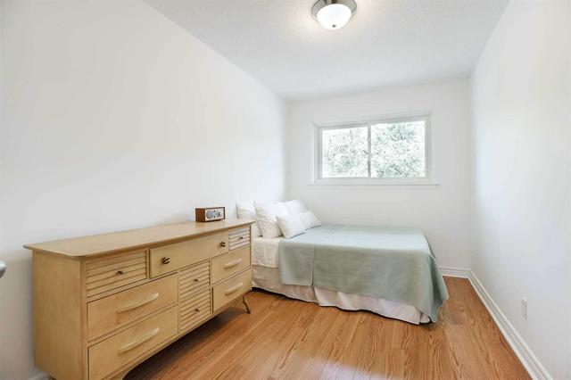 85 Brimwood Blvd, Townhouse with 4 bedrooms, 3 bathrooms and 2 parking in Toronto ON | Image 26