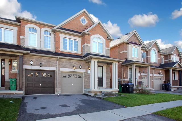 11 Dufay Rd N, House attached with 3 bedrooms, 4 bathrooms and 3 parking in Brampton ON | Image 12