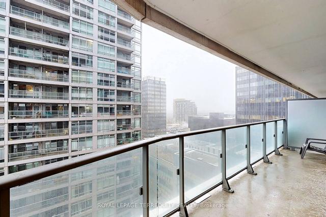 905 - 2221 Yonge St, Condo with 1 bedrooms, 1 bathrooms and 0 parking in Toronto ON | Image 18