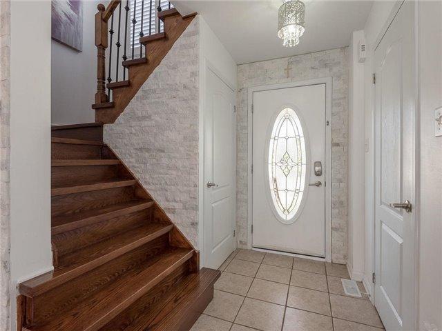 976 Savoline Blvd, House detached with 3 bedrooms, 3 bathrooms and 2 parking in Milton ON | Image 6