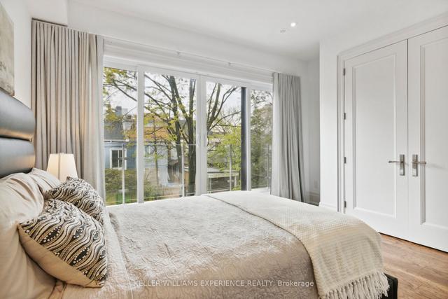 310 Robert St, House semidetached with 4 bedrooms, 5 bathrooms and 1 parking in Toronto ON | Image 14