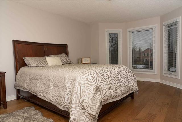 1386 Heritage Way, House detached with 4 bedrooms, 5 bathrooms and 6 parking in Oakville ON | Image 14