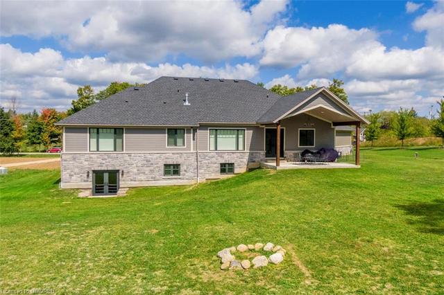10740 First Line Nassagawe, House detached with 4 bedrooms, 3 bathrooms and 13 parking in Milton ON | Image 3