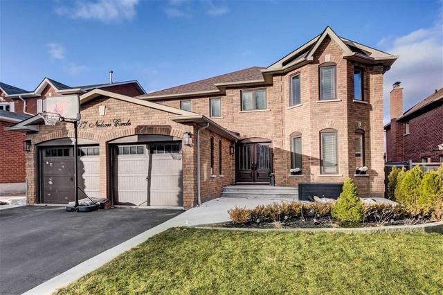 117 Nelson Circ, House detached with 4 bedrooms, 4 bathrooms and 6 parking in Newmarket ON | Image 1