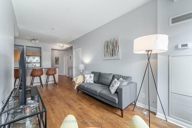 304 - 15 Windermere Ave, Condo with 2 bedrooms, 2 bathrooms and 1 parking in Toronto ON | Image 6