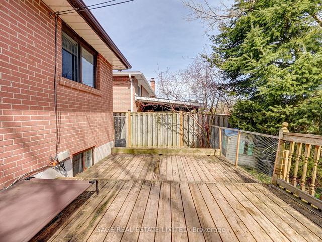 825 Fairview Ave, House detached with 3 bedrooms, 2 bathrooms and 5 parking in Pickering ON | Image 24