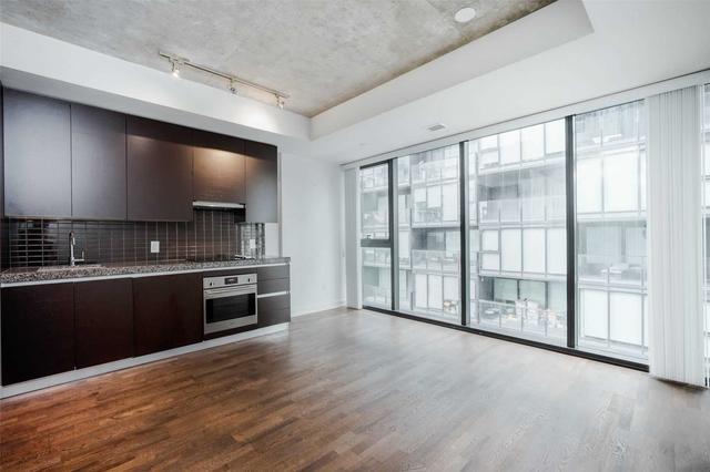 906 - 38 Stewart St, Condo with 1 bedrooms, 1 bathrooms and 0 parking in Toronto ON | Image 1
