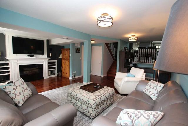 1445 Largo Cres, House detached with 2 bedrooms, 2 bathrooms and 3 parking in Oshawa ON | Image 8