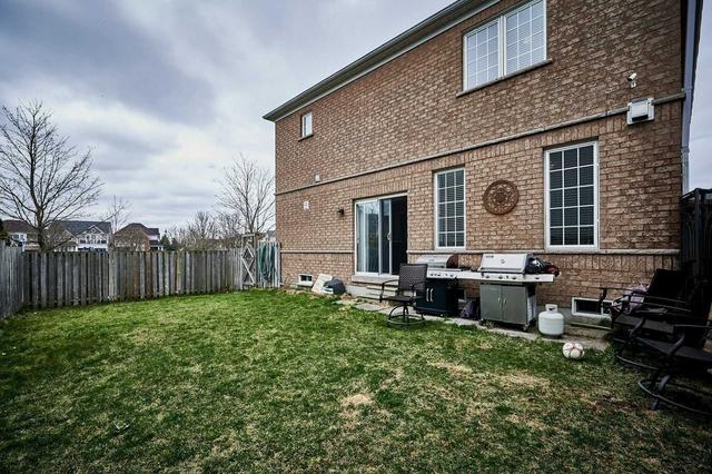 2 Handley Cres, House detached with 4 bedrooms, 4 bathrooms and 4 parking in Ajax ON | Image 20