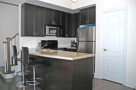 th10 - 80 Carr St, Townhouse with 2 bedrooms, 2 bathrooms and 1 parking in Toronto ON | Image 4