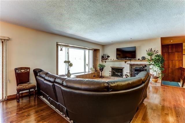 15110 Jane St, House detached with 2 bedrooms, 3 bathrooms and 8 parking in King ON | Image 9