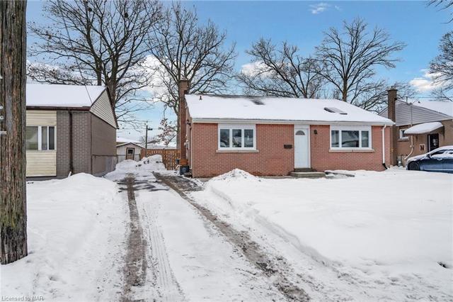 6792 Jill Drive, House detached with 3 bedrooms, 1 bathrooms and 2 parking in Niagara Falls ON | Image 34